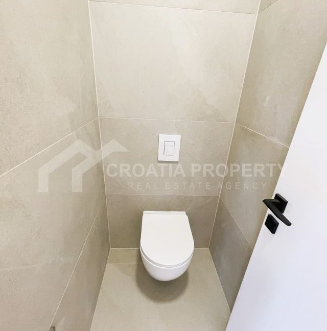 spacious apartment with beautiful garden srima - 3821 (9)