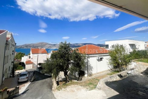 1st floor apartment with a view ciovo - 3853 (1)