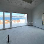 beachfront penthouse with stunning view ciovo - 3858 (1)