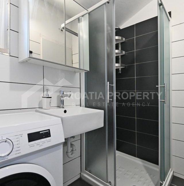 detached seaside house with garden murter (10) - 1K JPEG