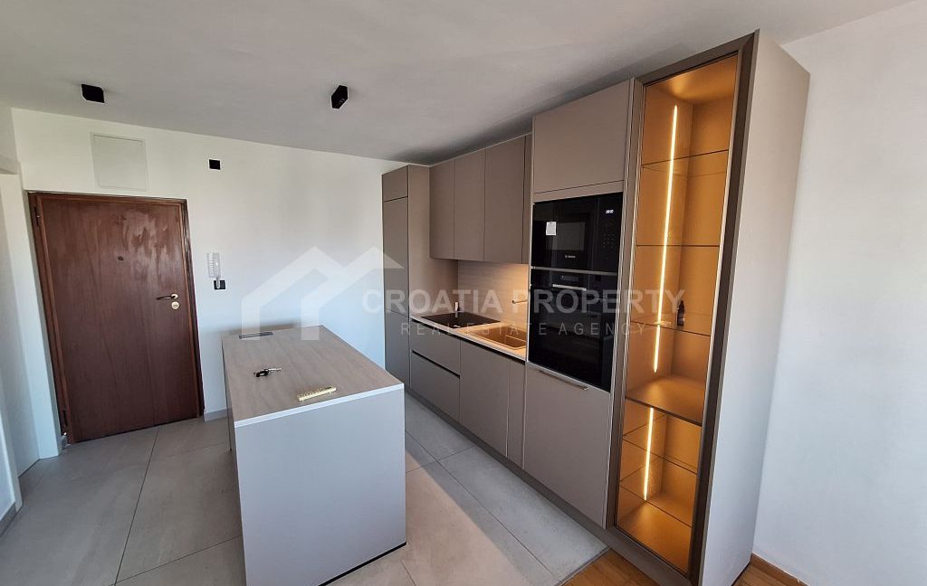 fully renovated apartment close to city centre split - 3856 (5)