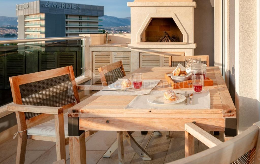 luxurious apartment with open sea view podstrana - 3868 (14)