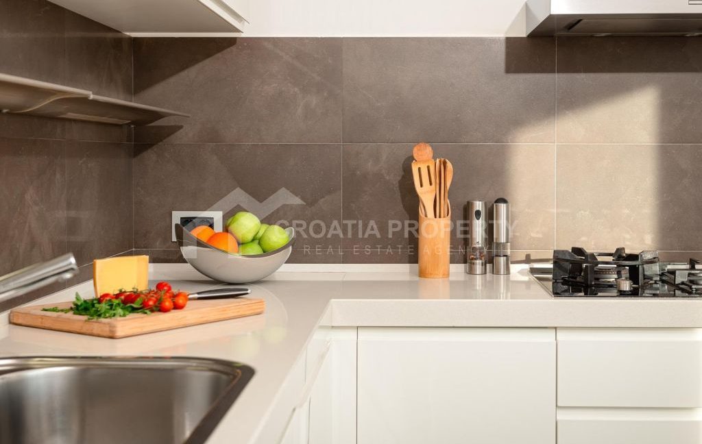 luxurious apartment with open sea view podstrana - 3868 (2)