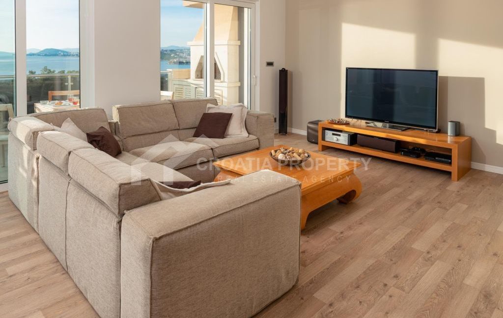 luxurious apartment with open sea view podstrana - 3868 (5)