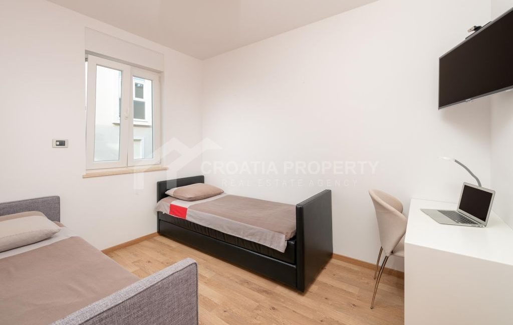 luxurious apartment with open sea view podstrana - 3868 (7)