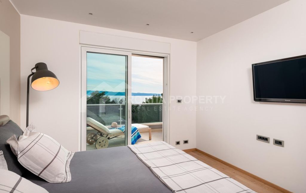 luxurious apartment with open sea view podstrana - 3868 (9)