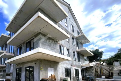 new 1st floor apartment with a pool ciovo - 3863 (1)