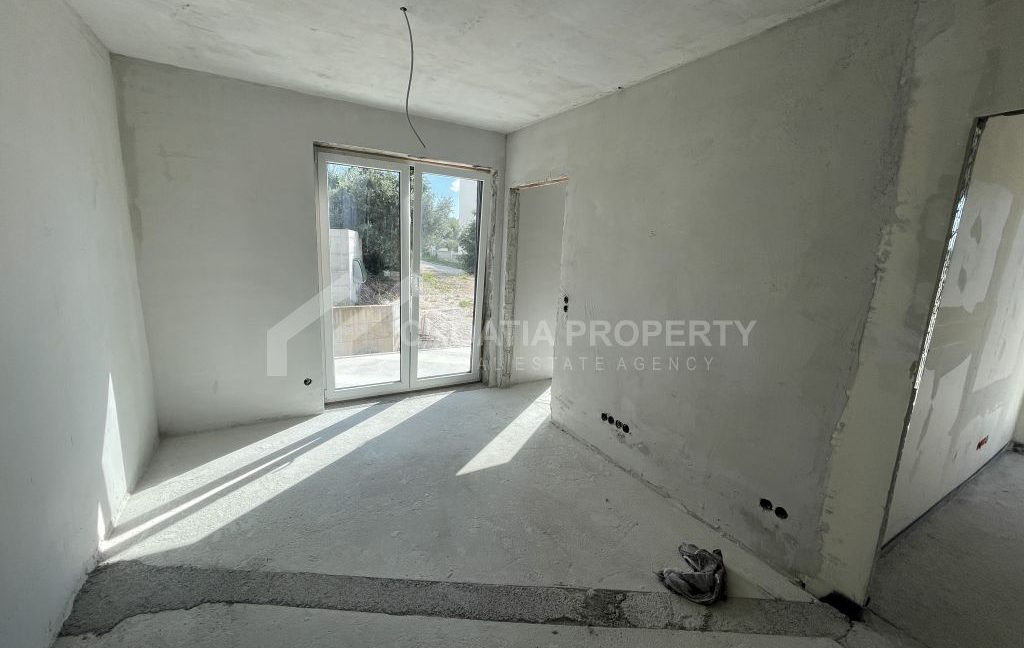 new 1st floor apartment with a pool ciovo (3)