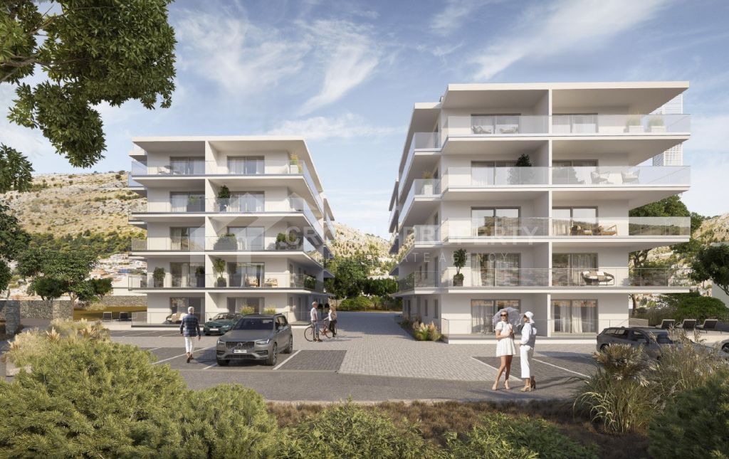 new feature packed apartment with parking lot trogir - 3860 (1)