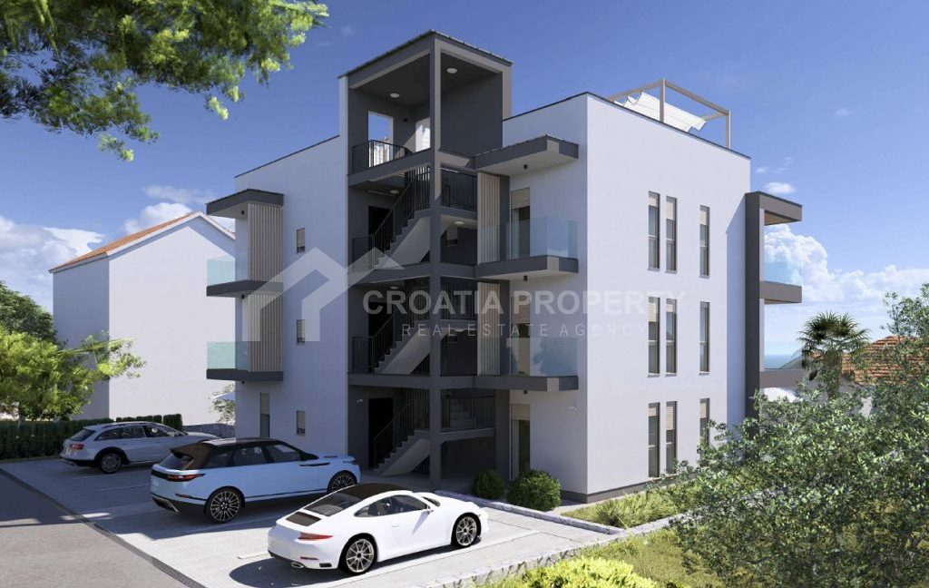 new groundfloor apartment with garden ciovo (6)