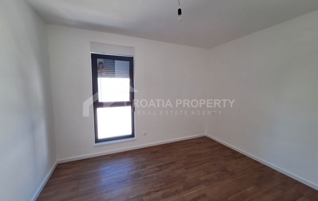 new penthouse in urban villa podstrana (6)