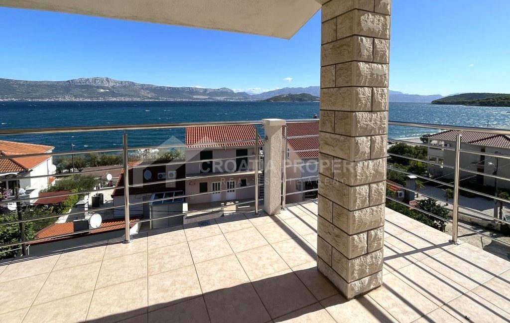 spacious house with beautiful sea view ciovo - 3840 (1)