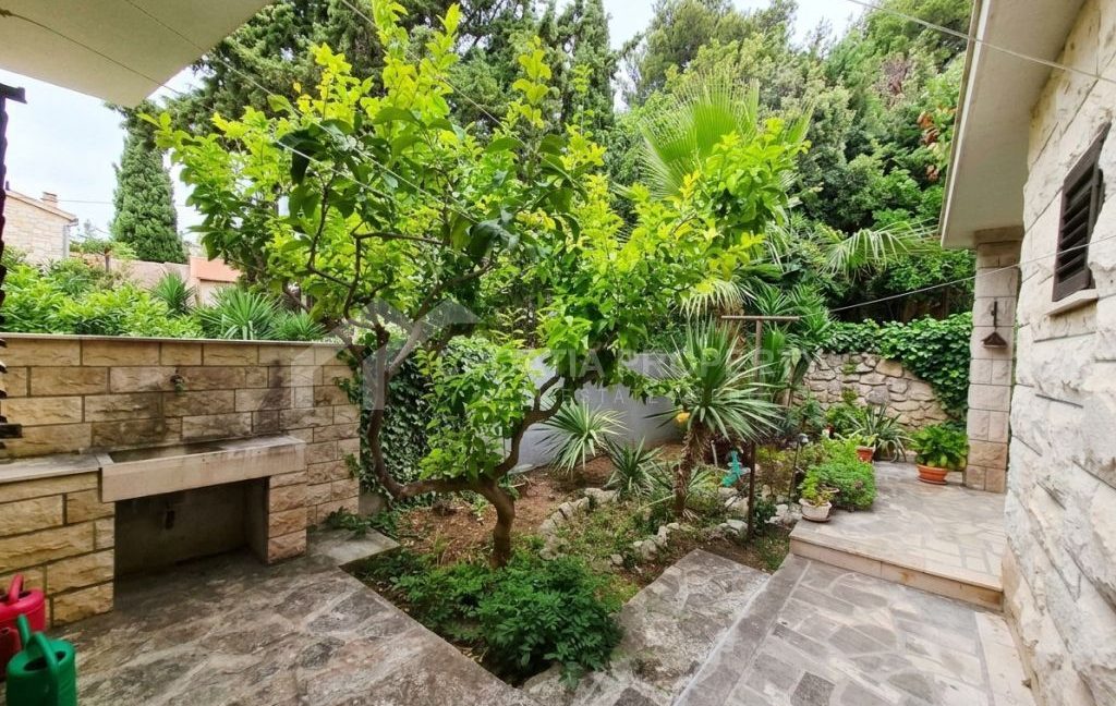 spacious stand alone house brac - 3848 (23)
